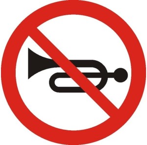 Naklejka Informacyjna BHP: Znak B-29 Zakaz Używania Sygnałów Dźwiękowych