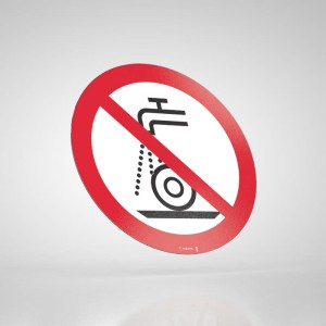 Naklejka Podłogowa BHP: Zakaz Szlifowania na Mokro